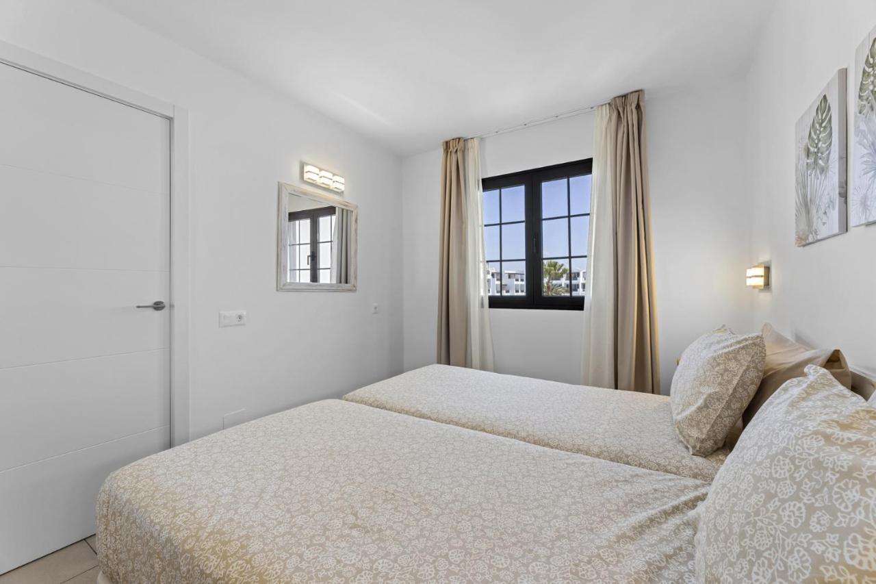 Casahost Bastian Boutique I Seaview Διαμέρισμα Costa Teguise Εξωτερικό φωτογραφία